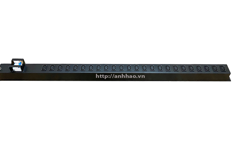 Thanh nguồn 24 cổng chuẩn C13 lắp tủ mạng 19 inch hãng Novalink  NV-66204A  cho tủ  rack to  chất lượng cao